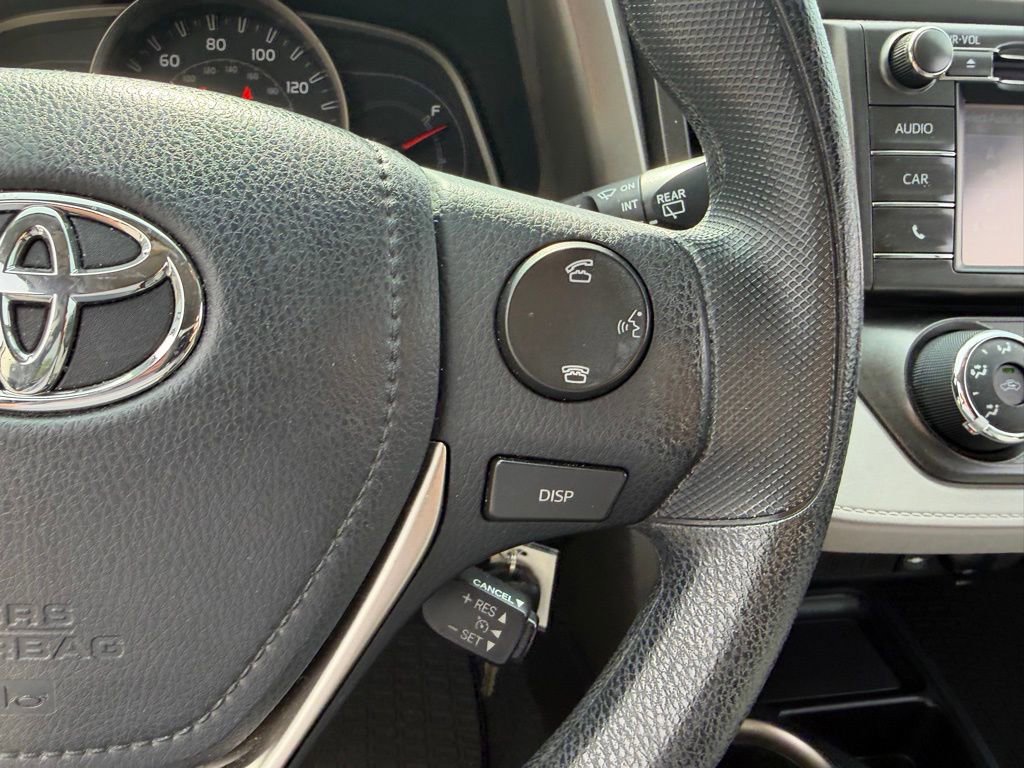 Used 2015 Toyota RAV4 LE FWD image 26