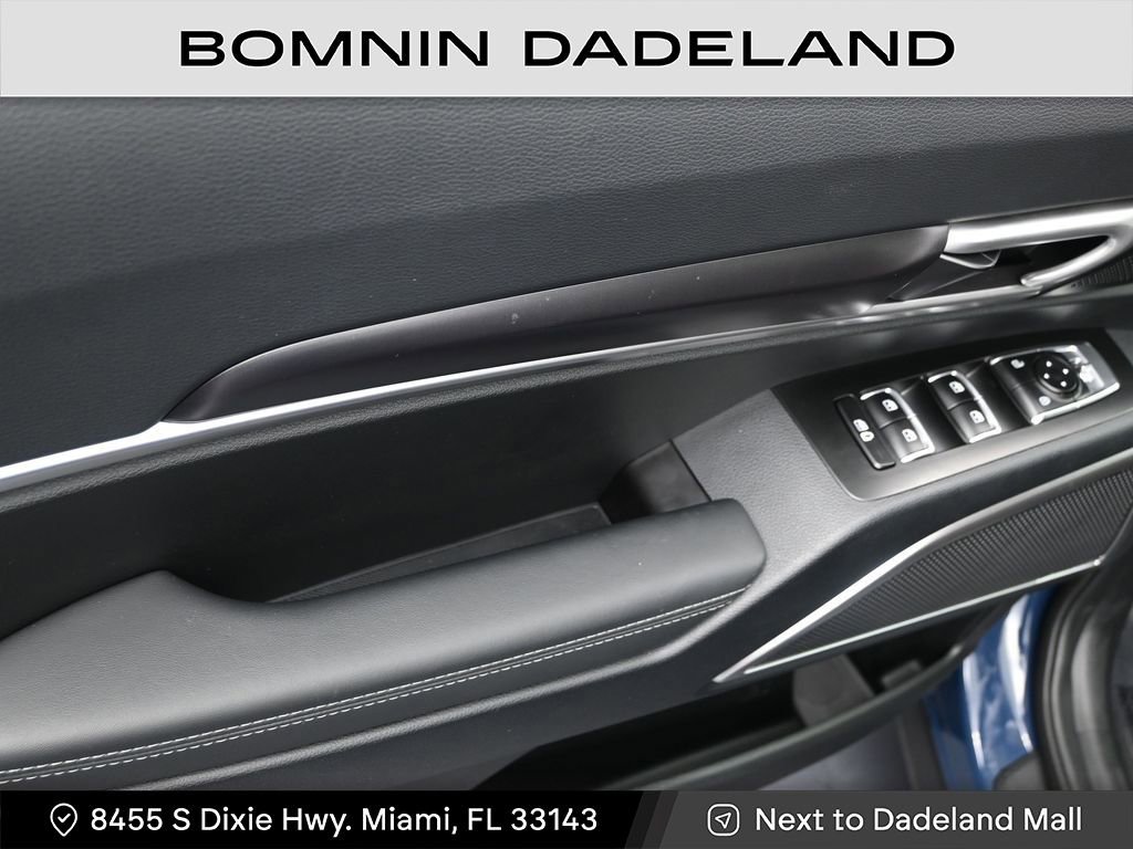 Used 2025 Kia Telluride S image 11