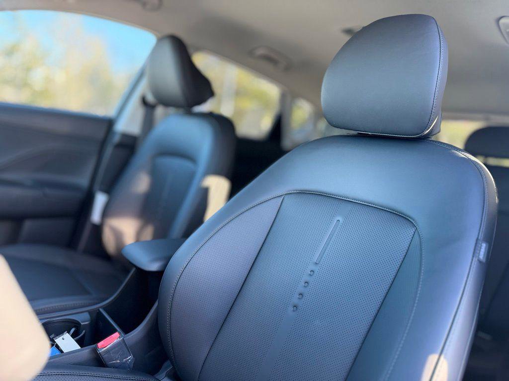 New 2026 Hyundai Kona SEL Premium image 15
