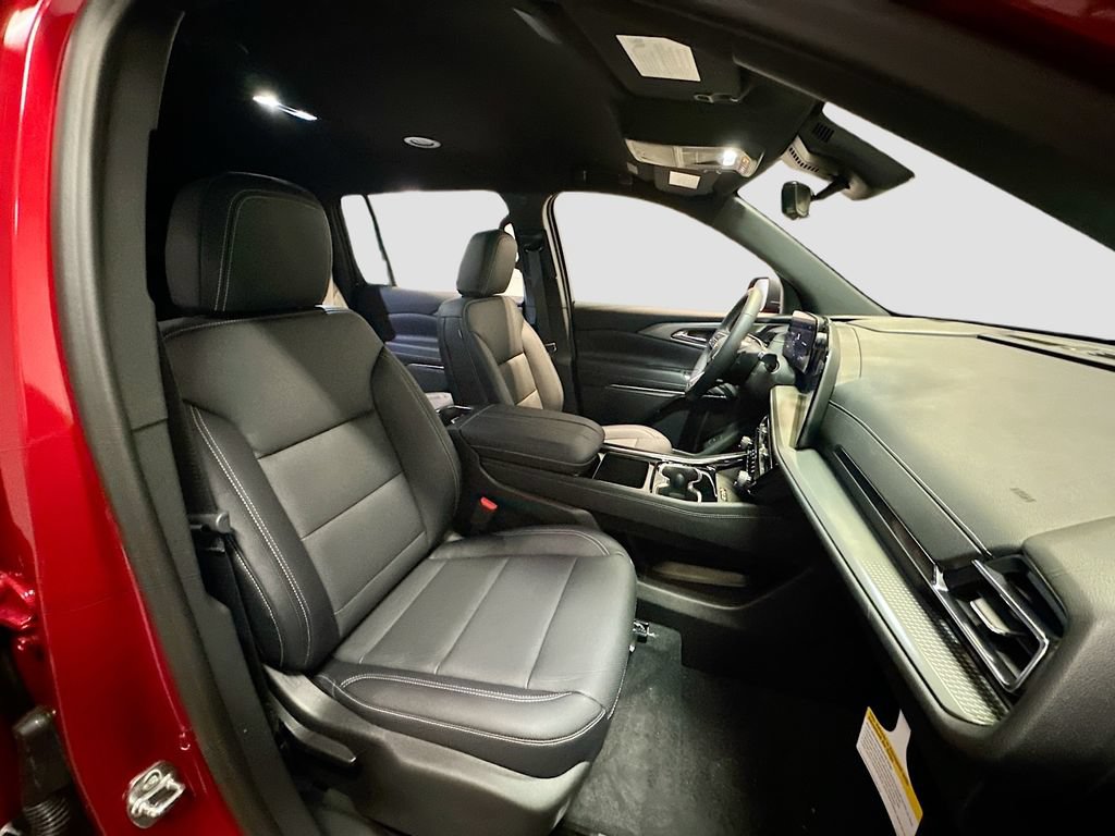 New 2026 Chevrolet Traverse LT w/ Driver Confidence Package FWD image 31