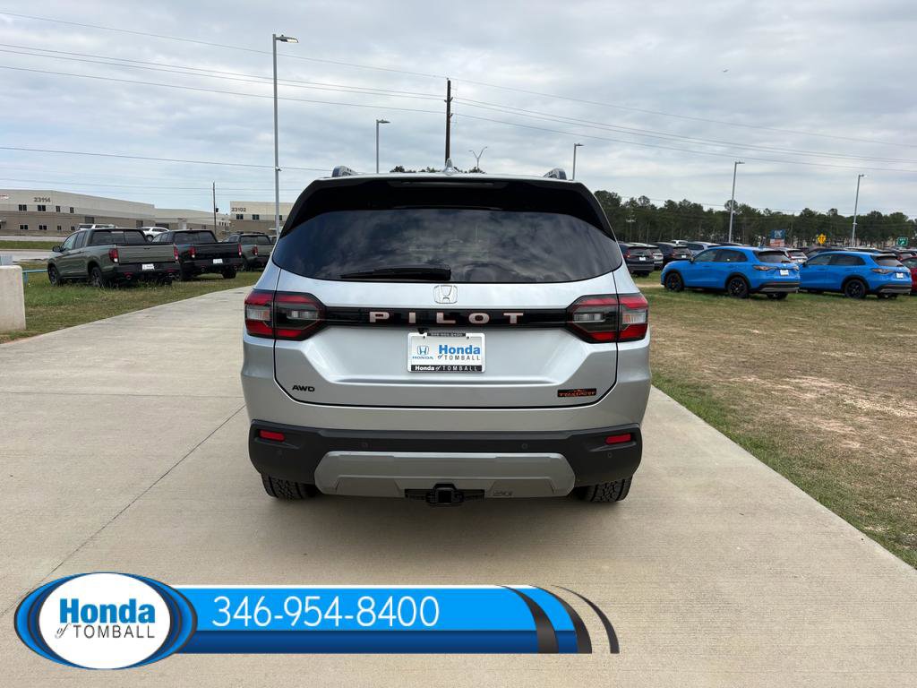 New 2026 Honda Pilot TrailSport image 5
