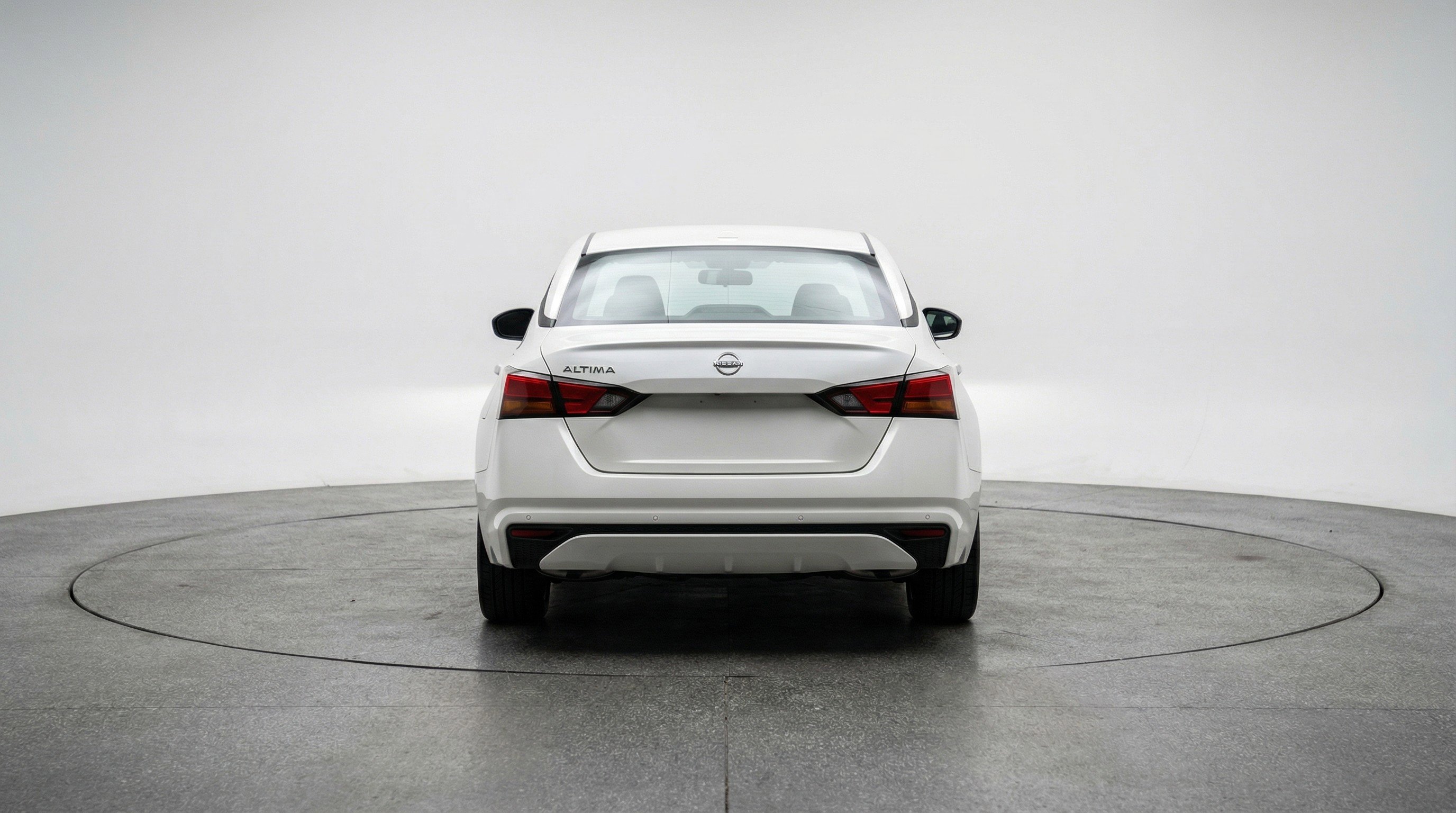 Used 2025 Nissan Altima 2.5 SV image 7