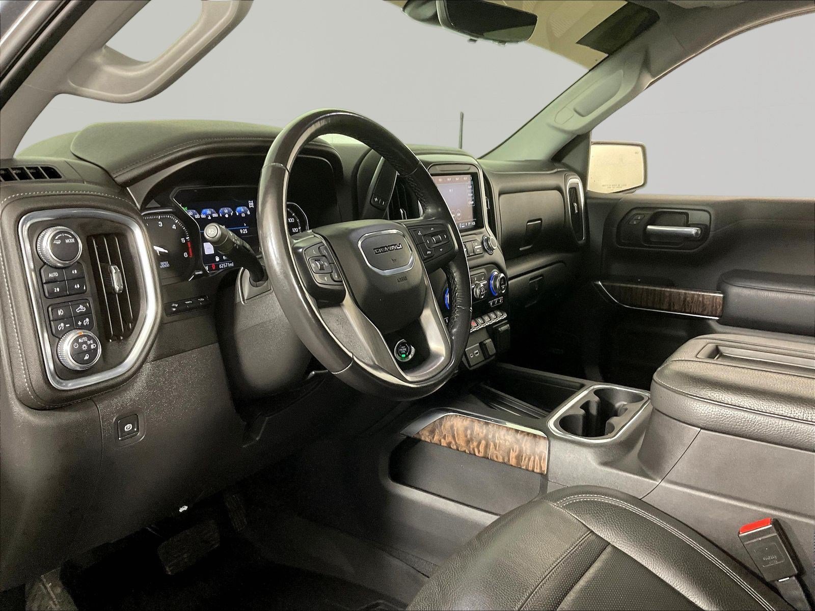 Used 2021 GMC Sierra 1500 Denali w/ Denali Ultimate Package AWD/4WD image 18