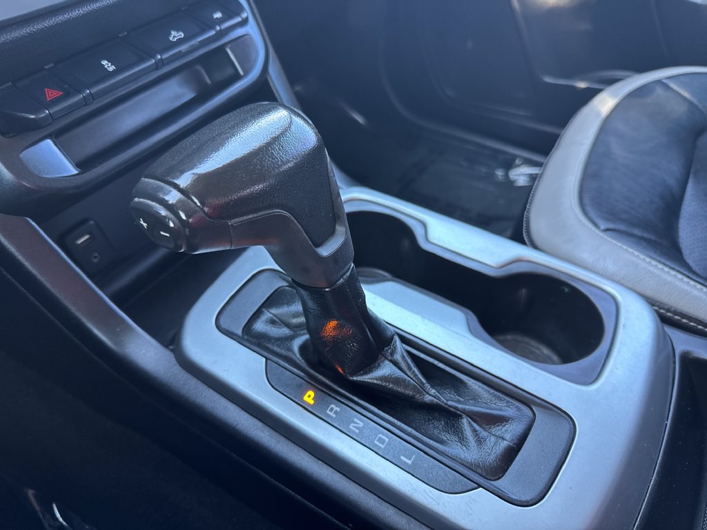 Used 2018 Chevrolet Colorado LT AWD/4WD image 24