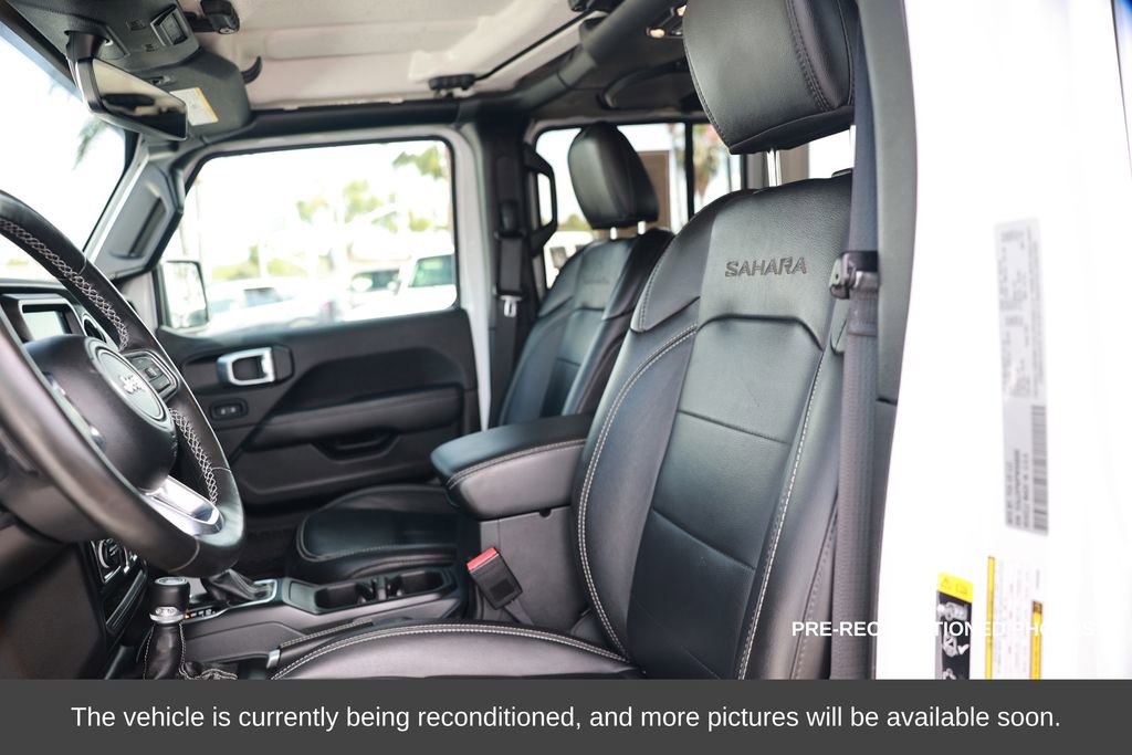 Used 2023 Jeep Wrangler Unlimited Sahara w/ Cold Weather Group image 19