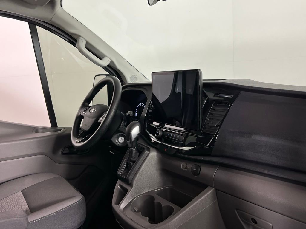 Used 2024 Ford Transit 350 XLT image 32