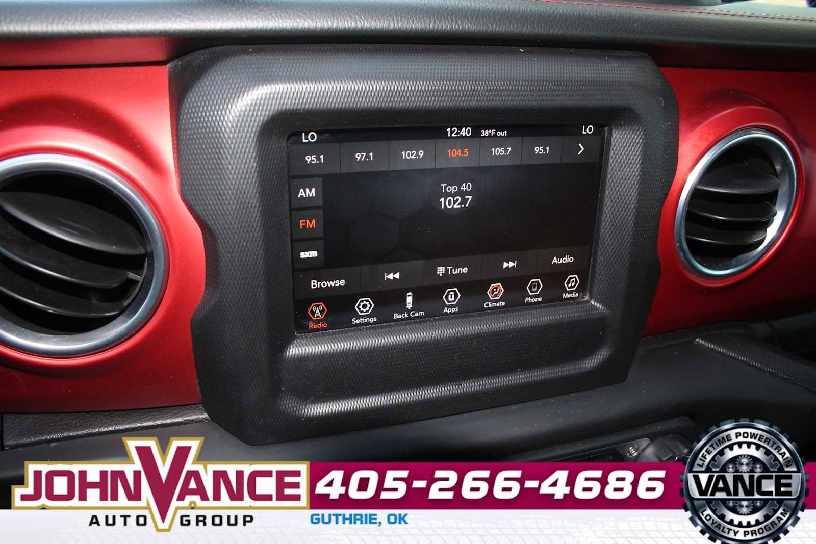 Used 2018 Jeep Wrangler Unlimited Rubicon image 36