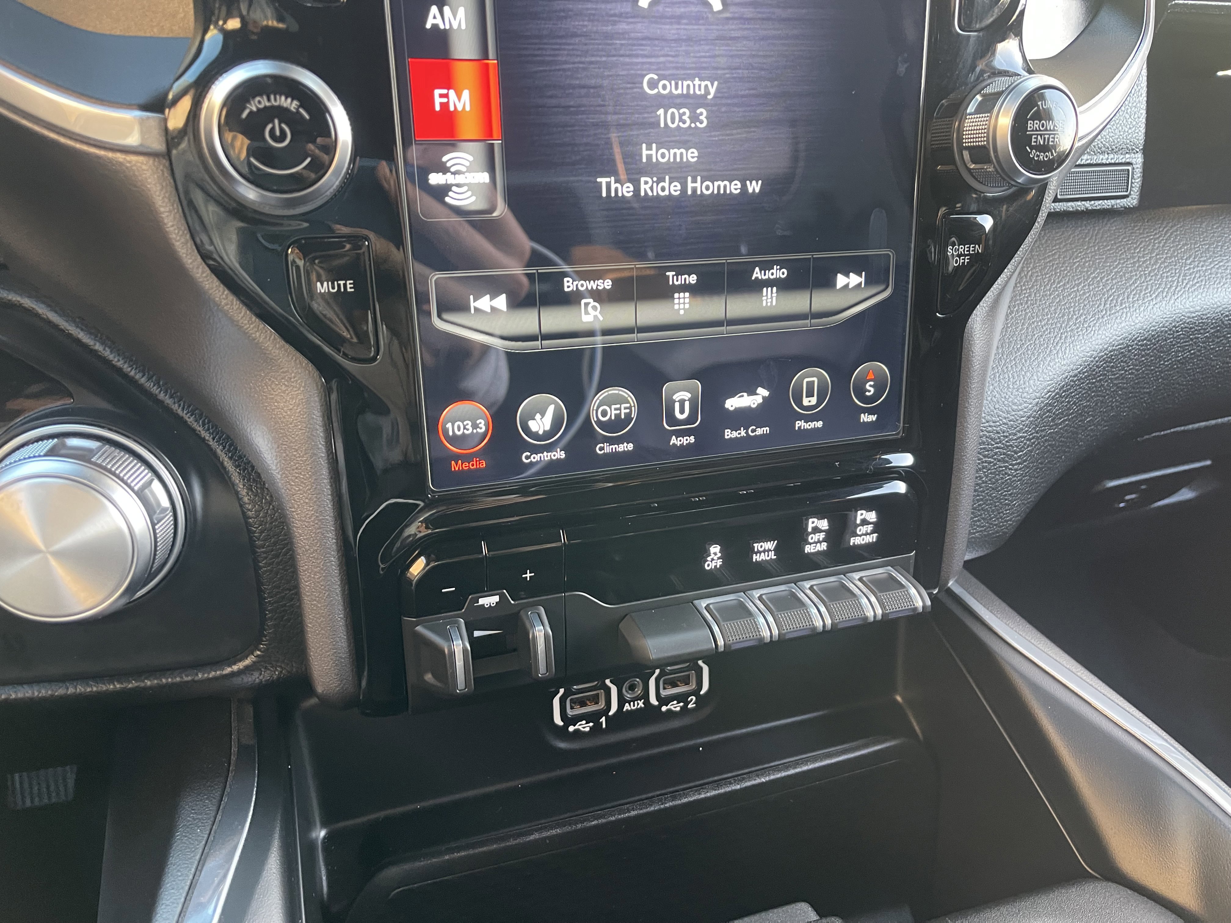 Used 2021 RAM 1500 Laramie w/ Sport Appearance Package image 24