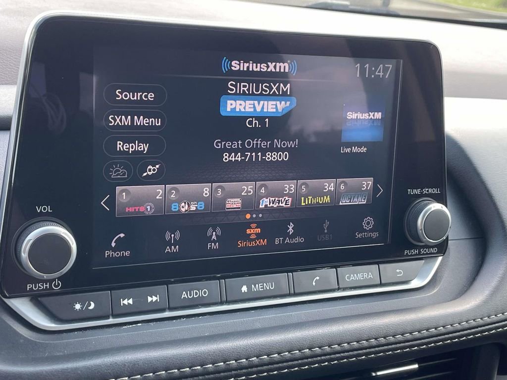 Used 2023 Nissan Rogue S image 23