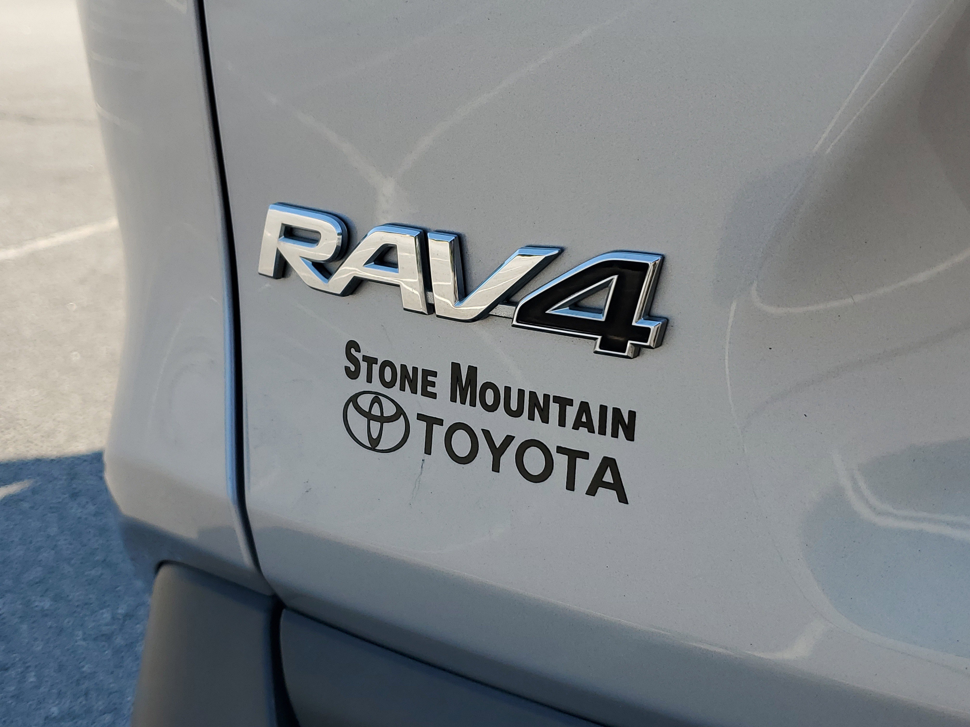 Used 2024 Toyota RAV4 LE image 8