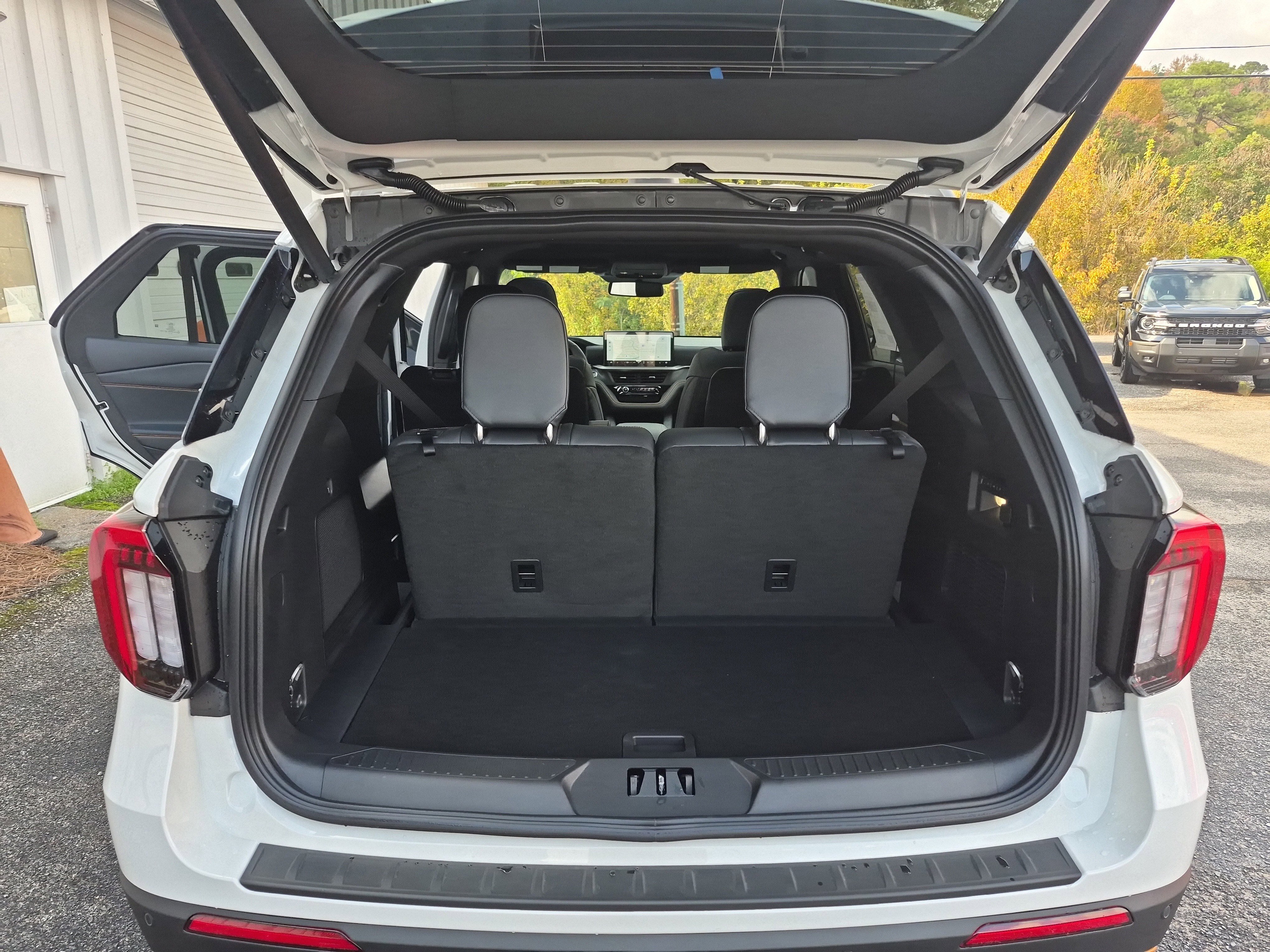 New 2026 Ford Explorer Tremor w/ Tremor Ultimate Package image 18