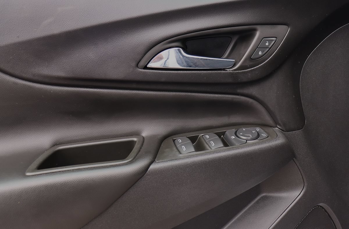 Used 2022 Chevrolet Equinox LT FWD image 37