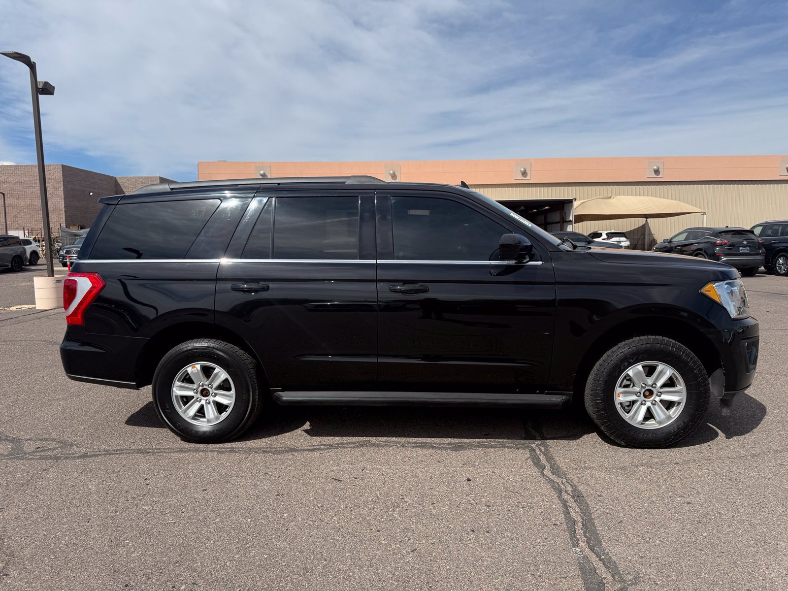 Used 2020 Ford Expedition XL AWD/4WD image 4