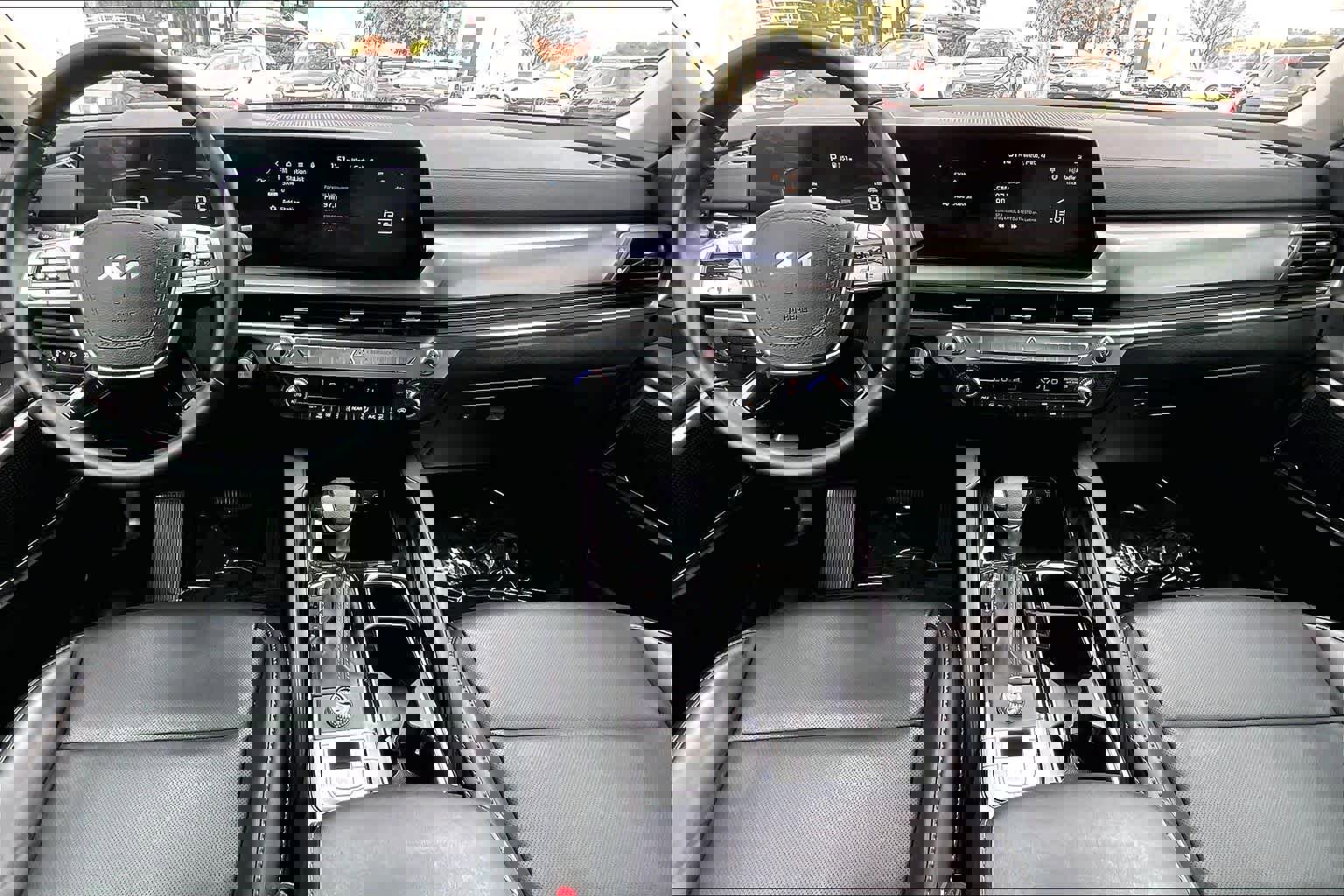 Used 2024 Kia Telluride LX image 14