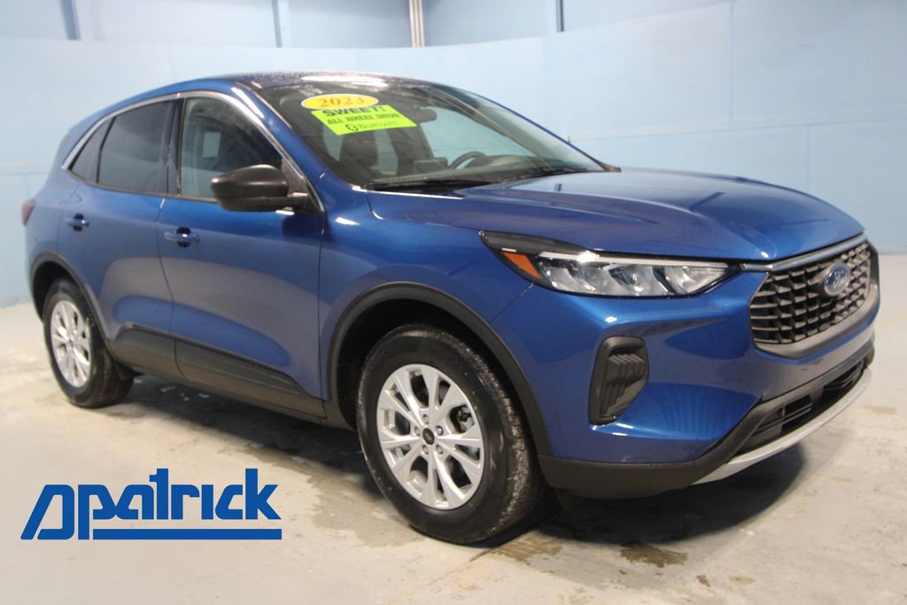 Used 2023 Ford Escape Active AWD/4WD image 1