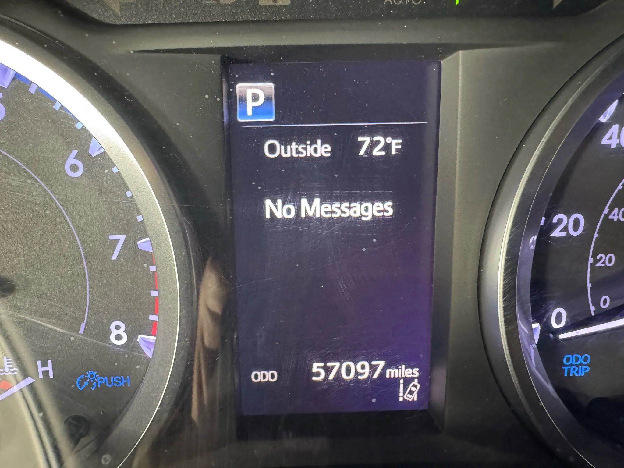 Used 2019 Toyota Highlander LE AWD/4WD image 15