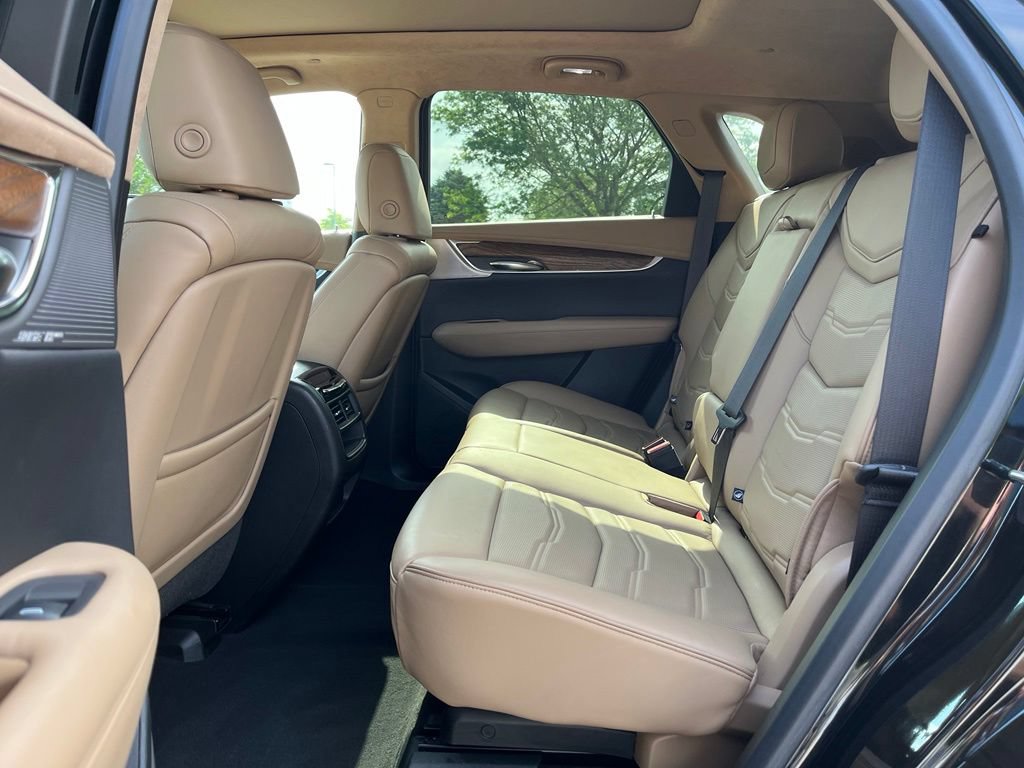 Used 2020 Cadillac XT5 Sportv w/ Platinum Package AWD/4WD image 21