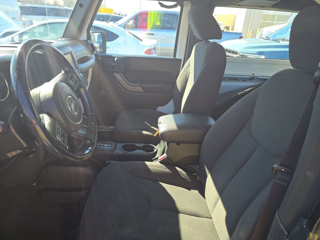 Used 2017 Jeep Wrangler Sport w/ Connectivity Group image 9