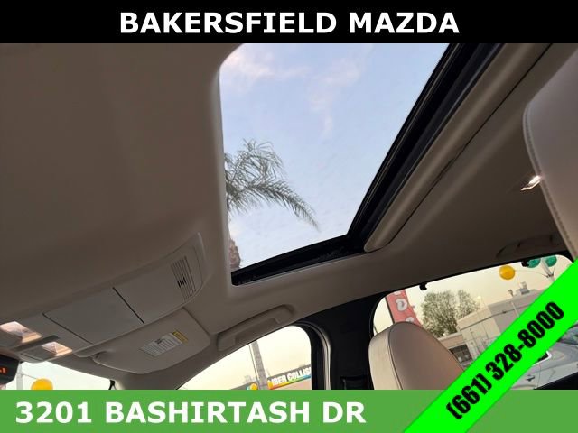 Used 2024 MAZDA CX-90 Plug-In Hybrid w/ Preferred image 23