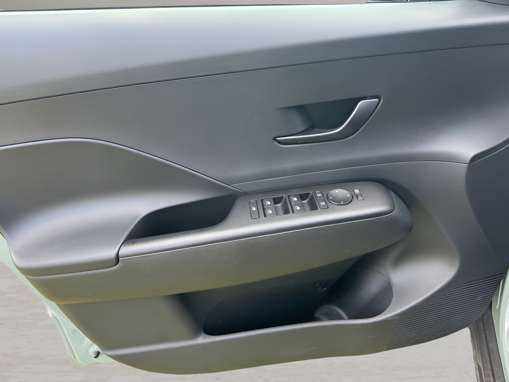 Certified 2024 Hyundai Kona SEL FWD image 12