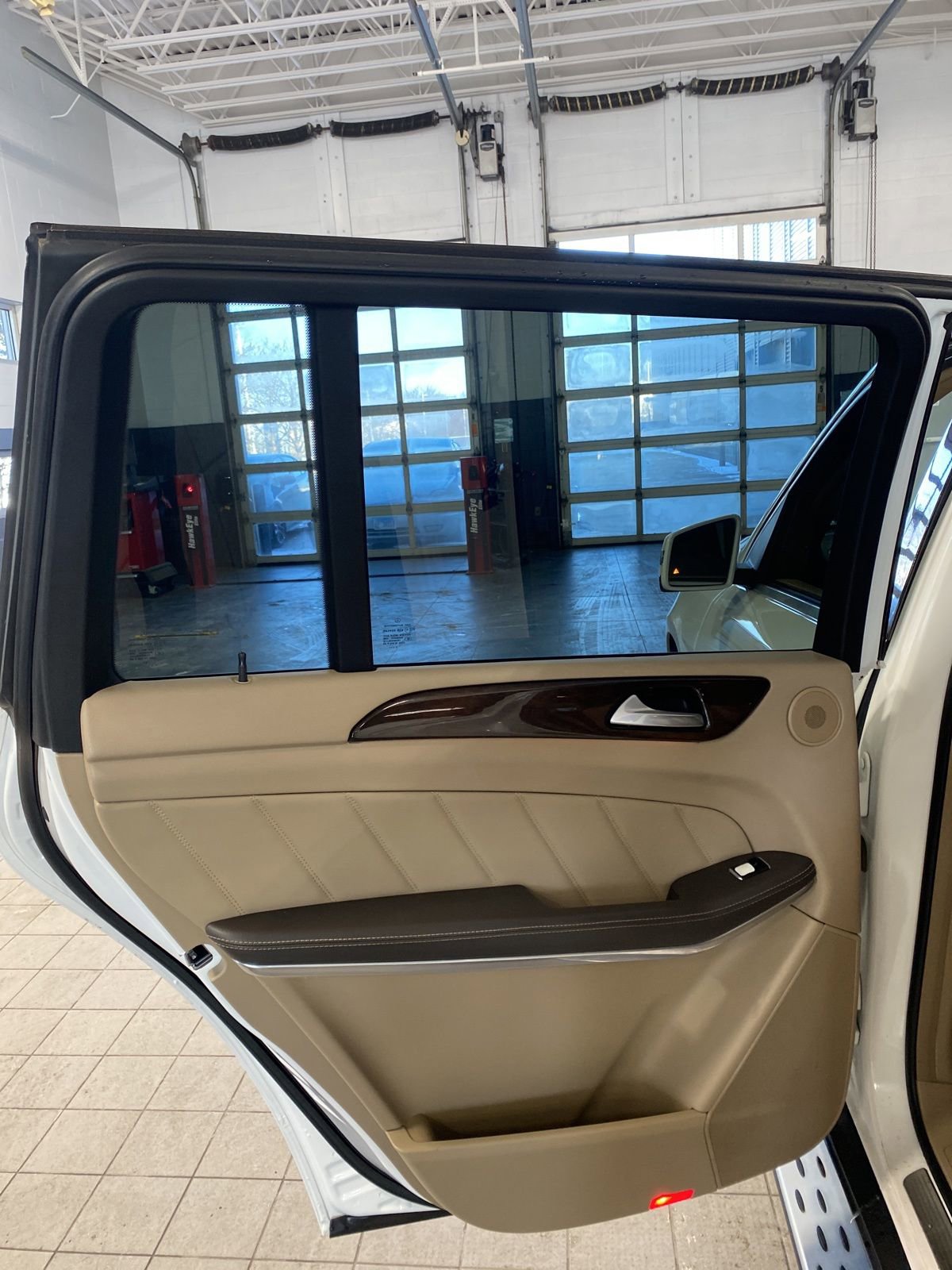 Used 2014 Mercedes-Benz GL 450 4MATIC image 17