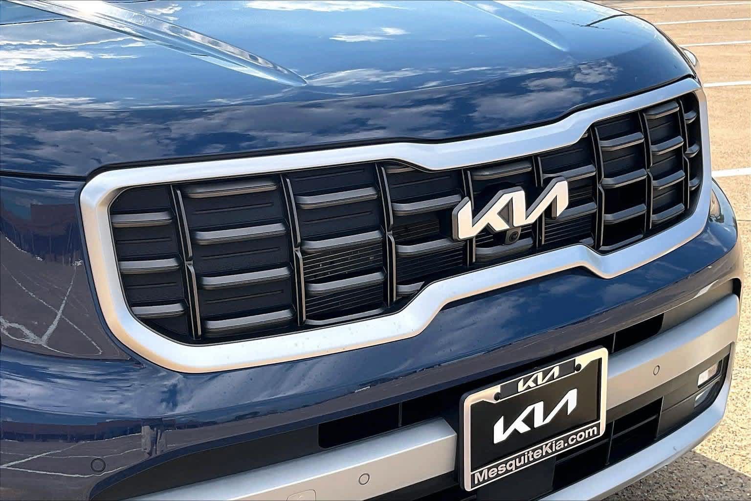 Certified 2024 Kia Telluride SX Prestige AWD/4WD image 32