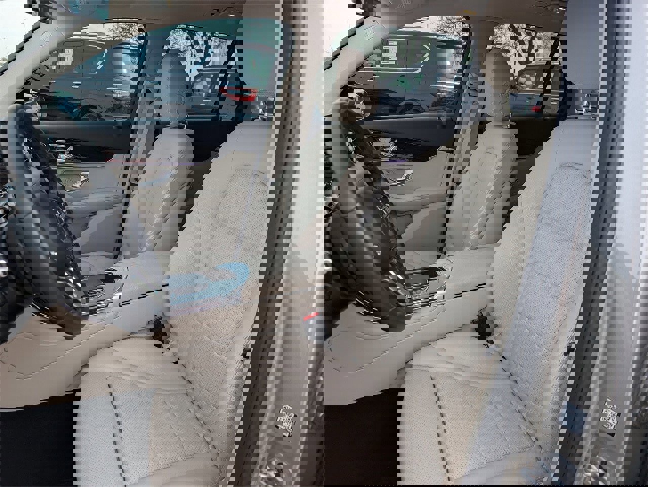 Used 2022 Mercedes-Benz GLC 300 w/ Premium Package Lite image 24