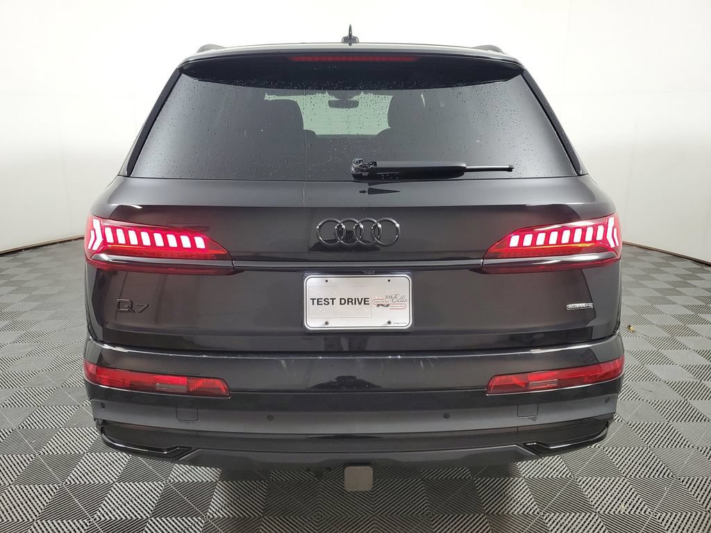 Used 2023 Audi Q7 3.0T Prestige w/ Prestige Package AWD/4WD image 5