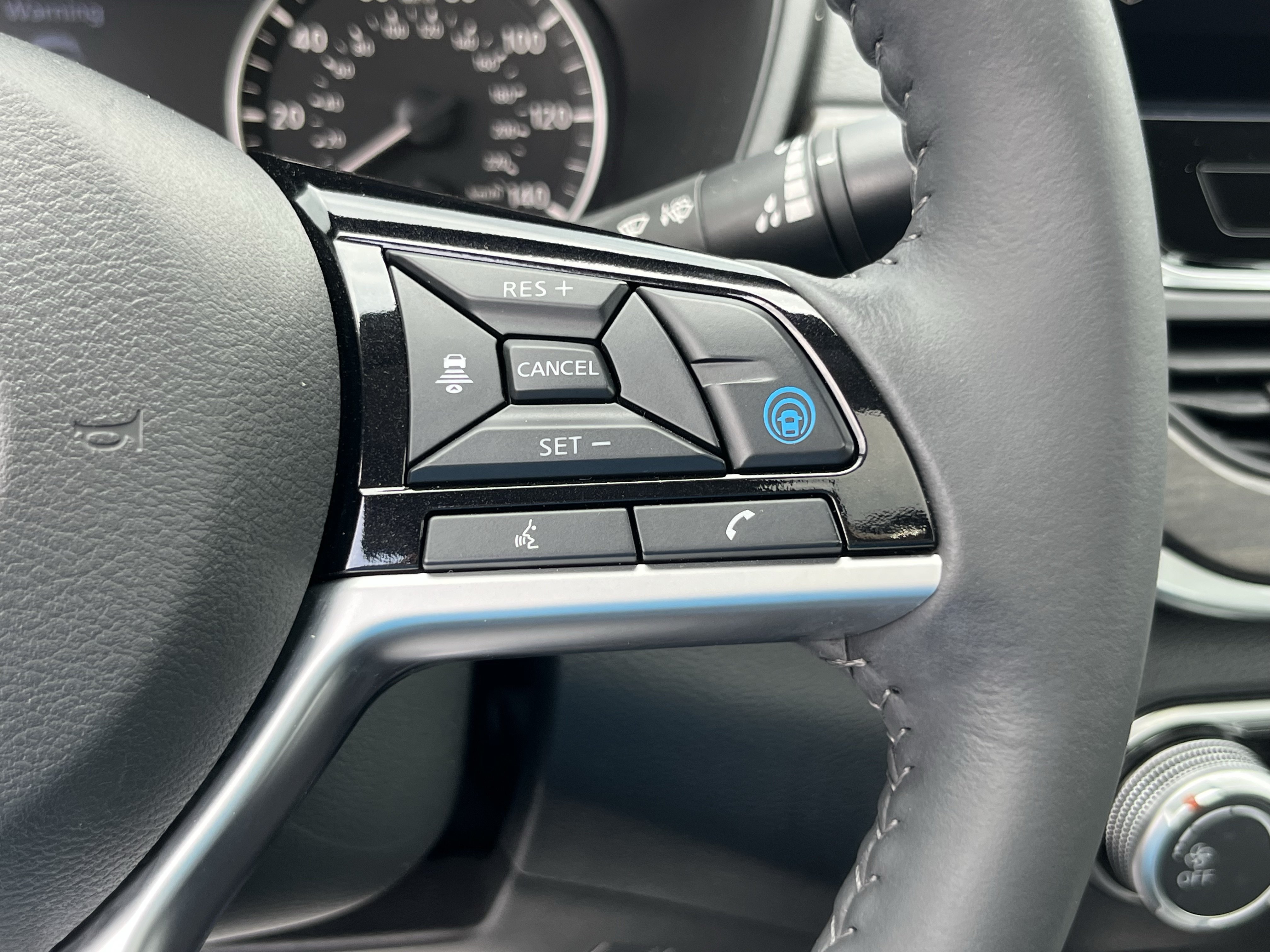 Used 2023 Nissan Altima 2.5 SV w/ SV Premium Package AWD/4WD image 26