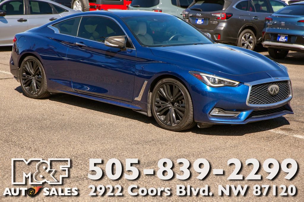 Used 2019 INFINITI Q60 3.0t Luxe w/ Essential Package image 1