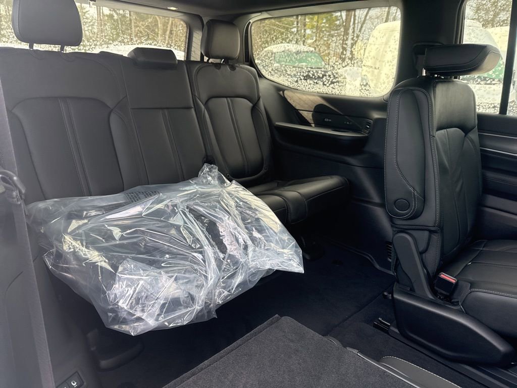 New 2026 Jeep Grand Wagoneer Limited image 28