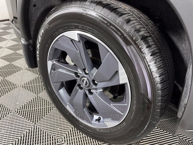 Certified 2026 Nissan Rogue SV FWD image 16