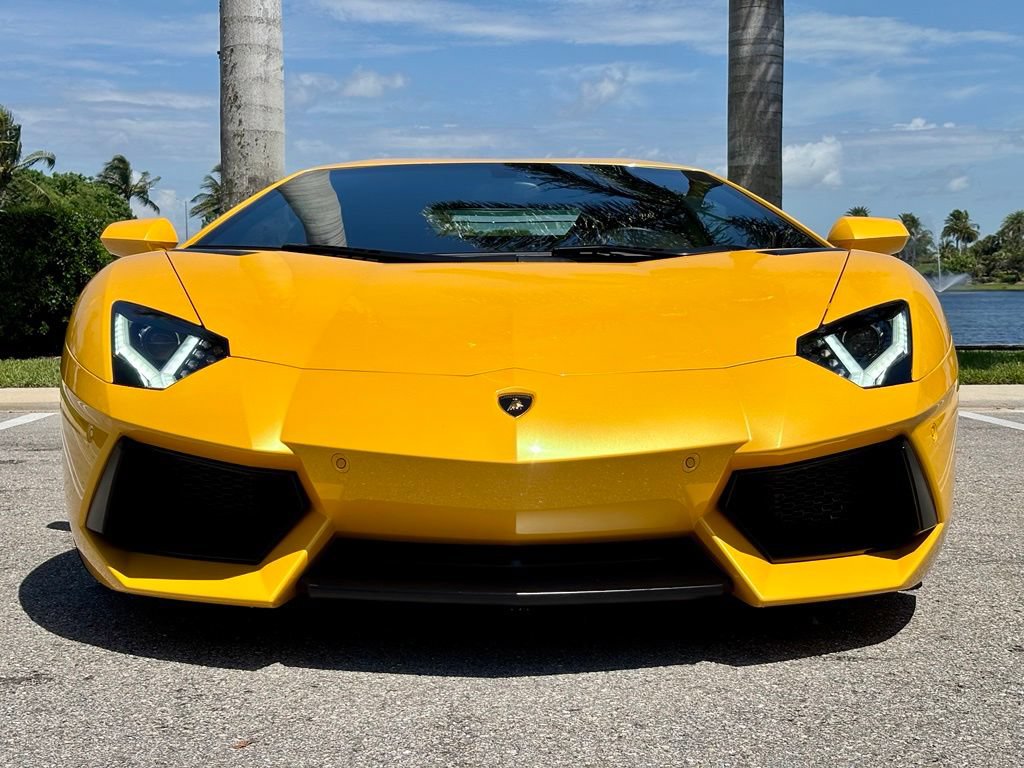 Used 2013 Lamborghini Aventador LP 700-4 AWD/4WD image 3