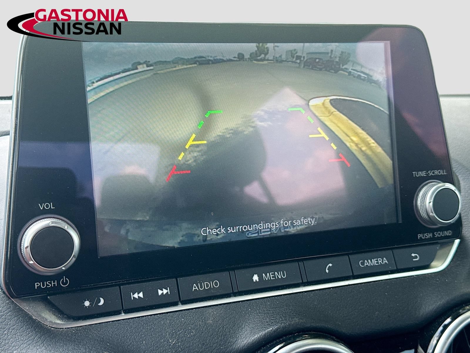 Used 2025 Nissan Sentra SR FWD image 18
