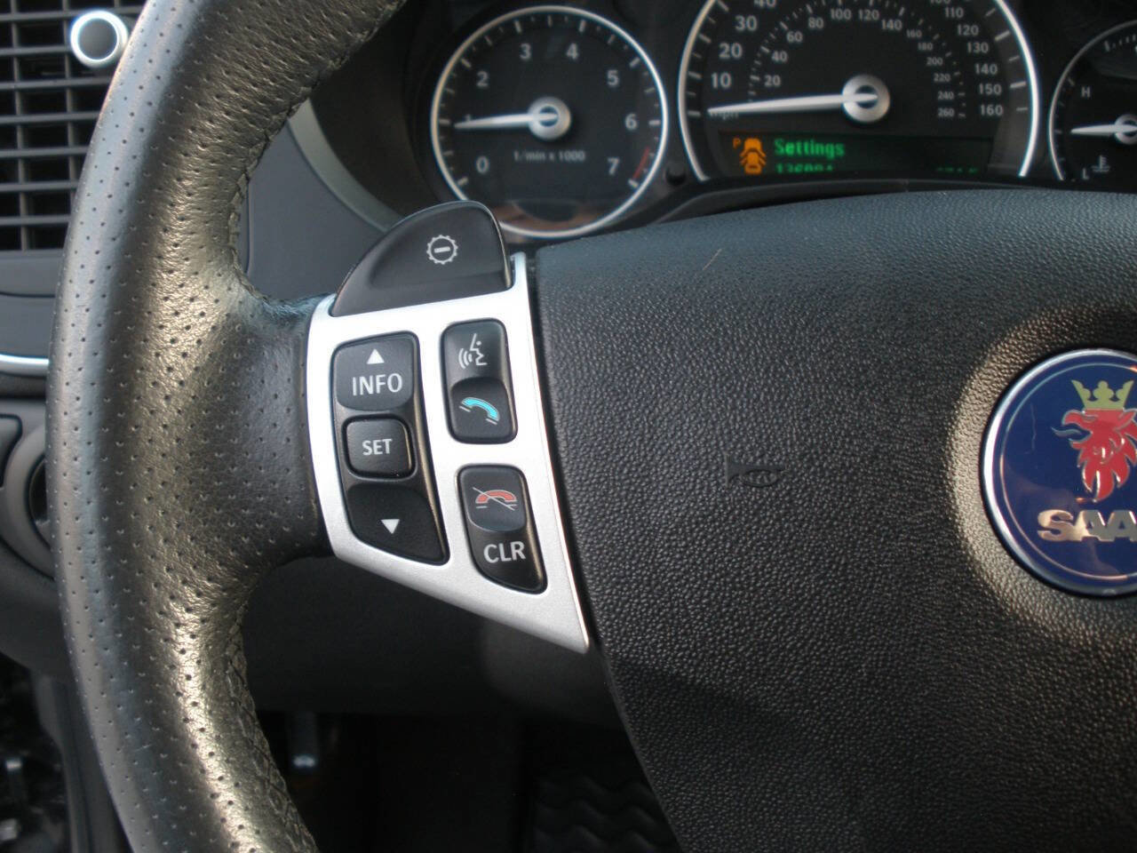 Used 2011 Saab 9-3 X image 36
