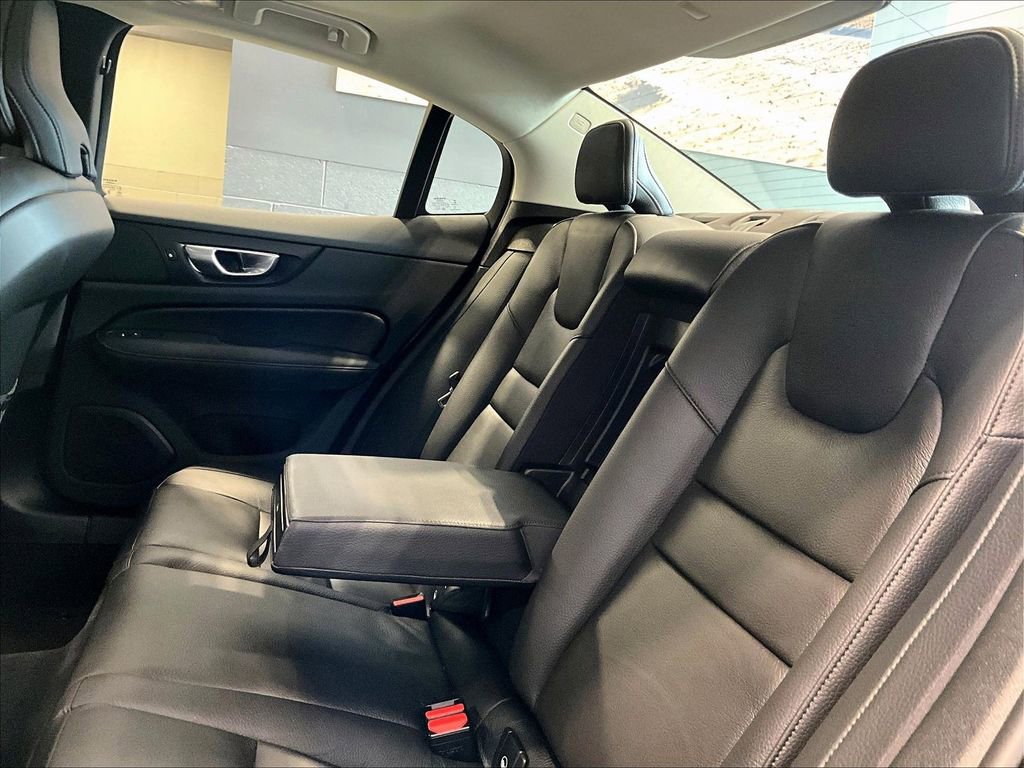 Used 2024 Volvo S60 B5 Ultimate w/ Climate Package image 23