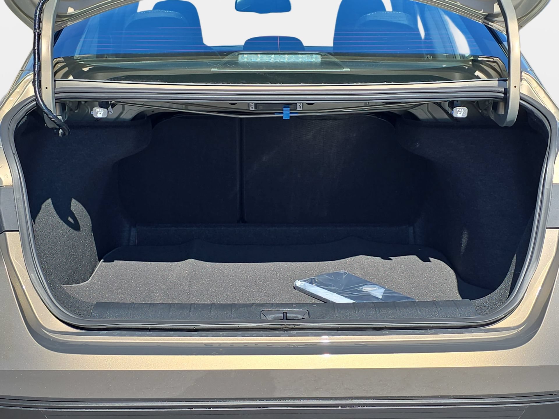 New 2026 Nissan Sentra SV w/ SV Convenience Package FWD image 12