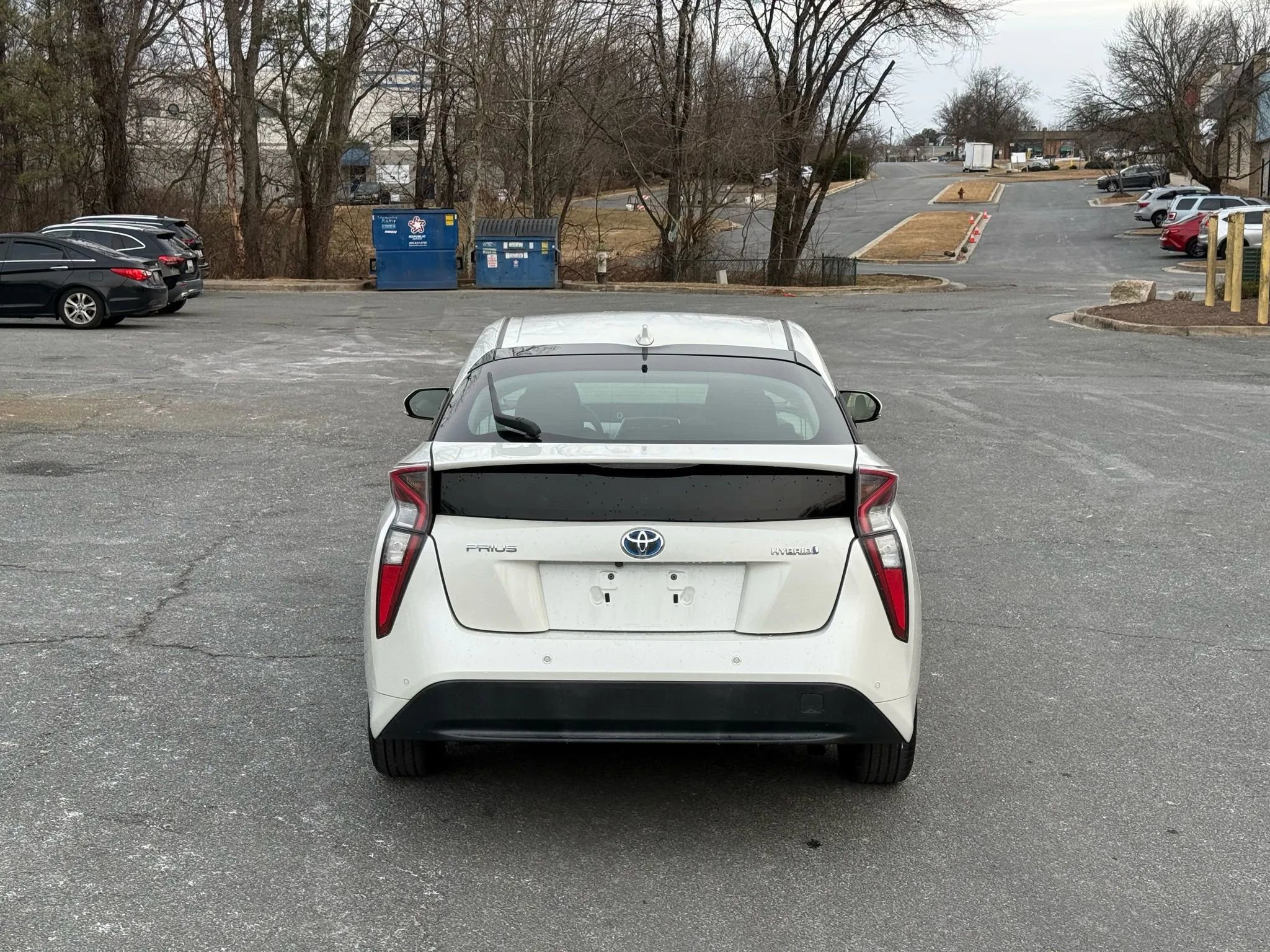 Used 2018 Toyota Prius Two image 10