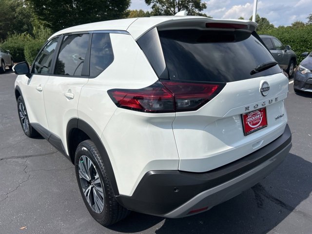 Used 2023 Nissan Rogue SV image 9