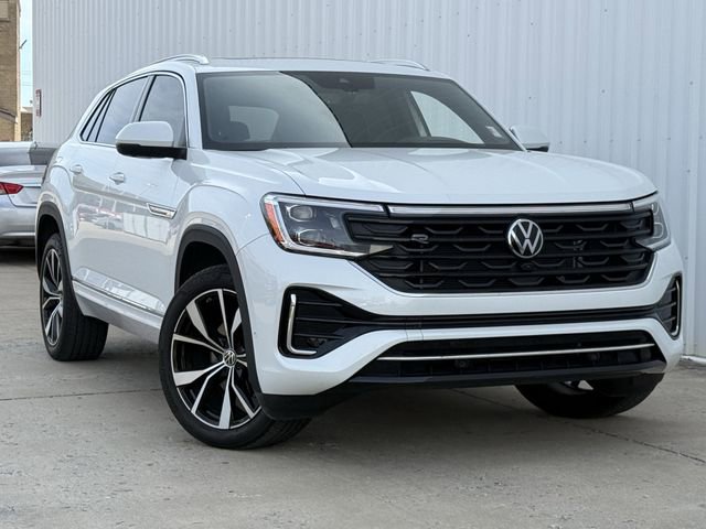 Used 2024 Volkswagen Atlas Cross Sport SEL Premium R-Line image 2
