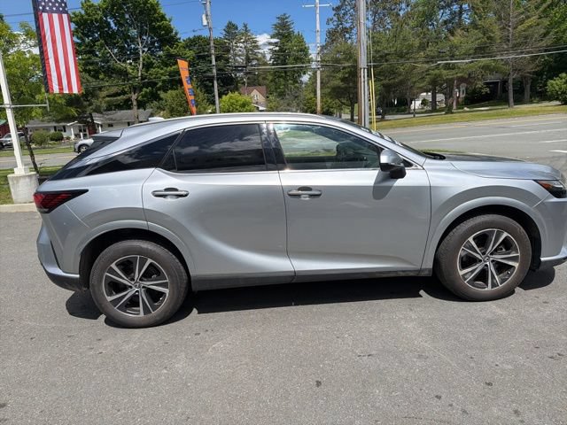 Used 2023 Lexus RX 350h w/ Accessory Package (2T) AWD/4WD image 15