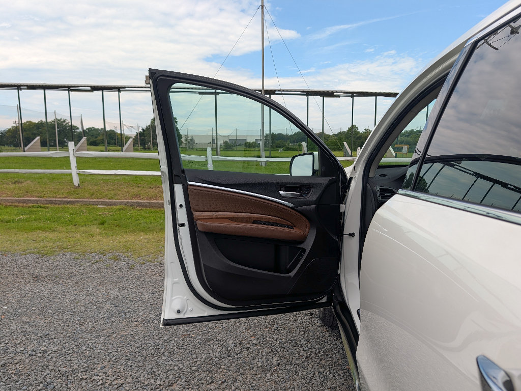 Used 2019 Acura MDX w/ Technology Package AWD/4WD image 10