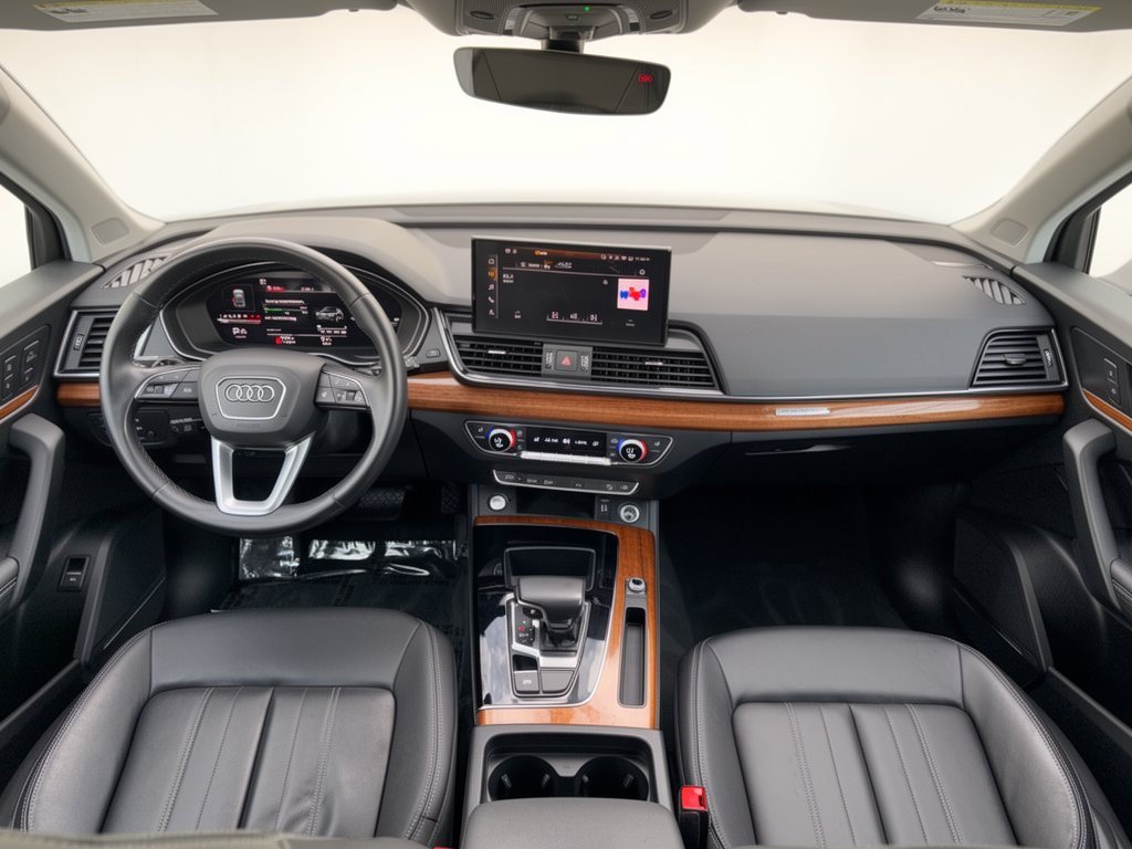 Used 2023 Audi Q5 2.0T Premium Plus w/ Premium Plus Package AWD/4WD image 17