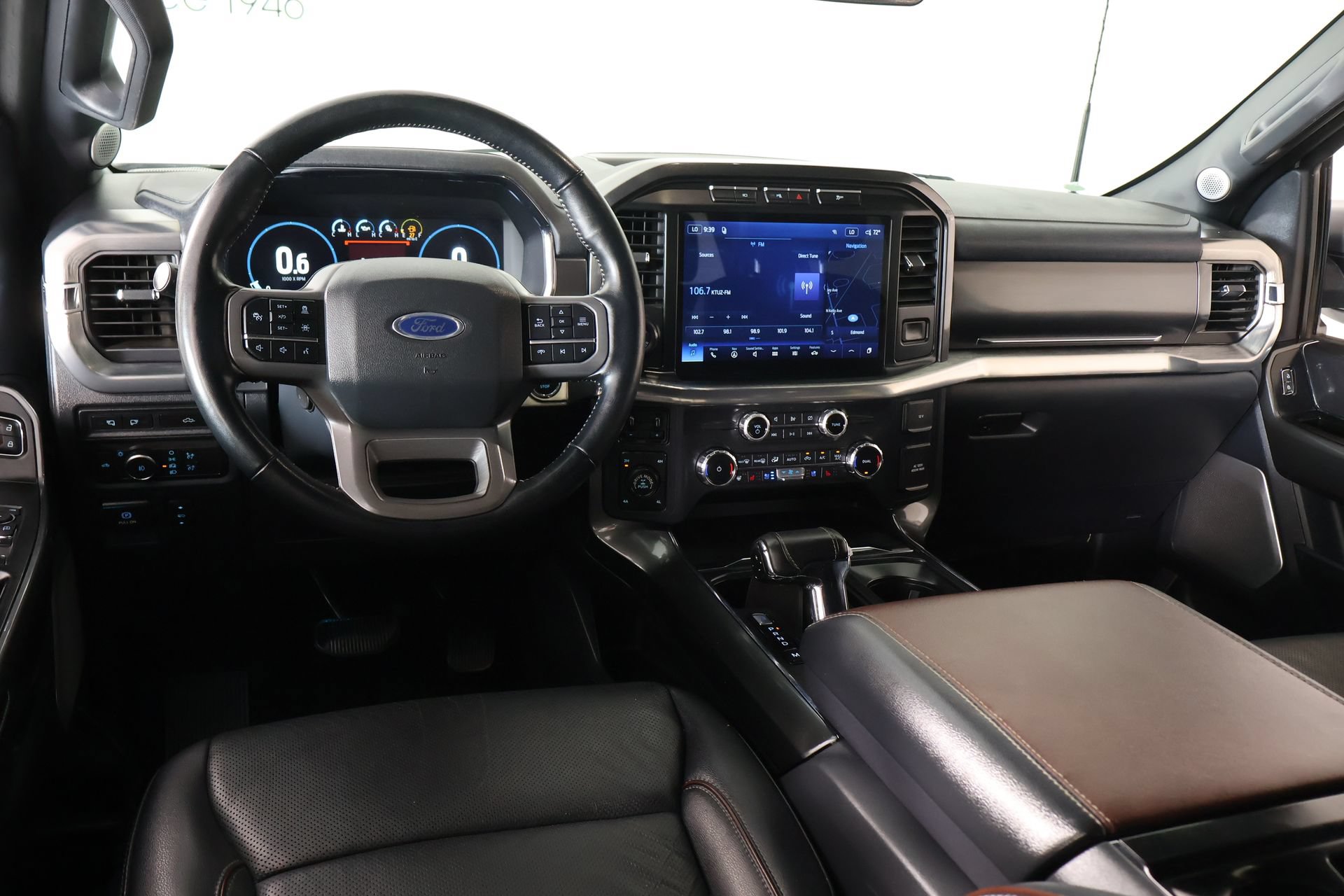 Used 2022 Ford F150 Lariat w/ Equipment Group 502A High AWD/4WD image 2