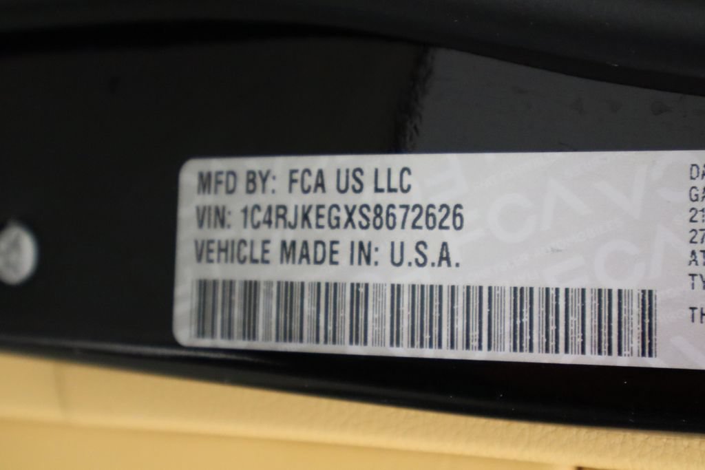 Used 2025 Jeep Grand Cherokee L Summit AWD/4WD image 54