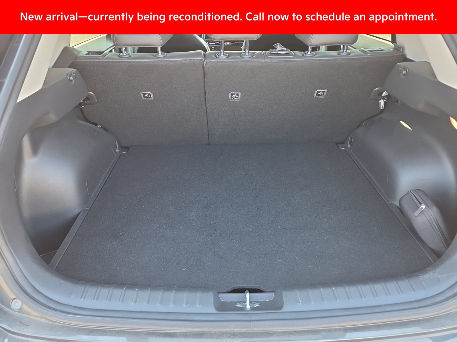 Certified 2023 Kia Niro Wind w/ Wind Preserve Package FWD image 11