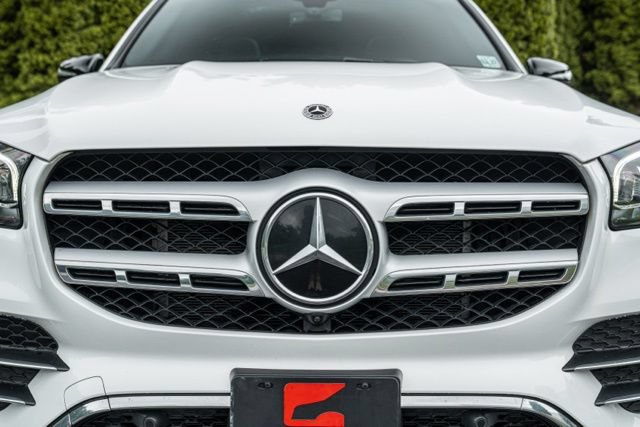 Used 2023 Mercedes-Benz GLS 450 4MATIC w/ AMG Line Exterior image 17