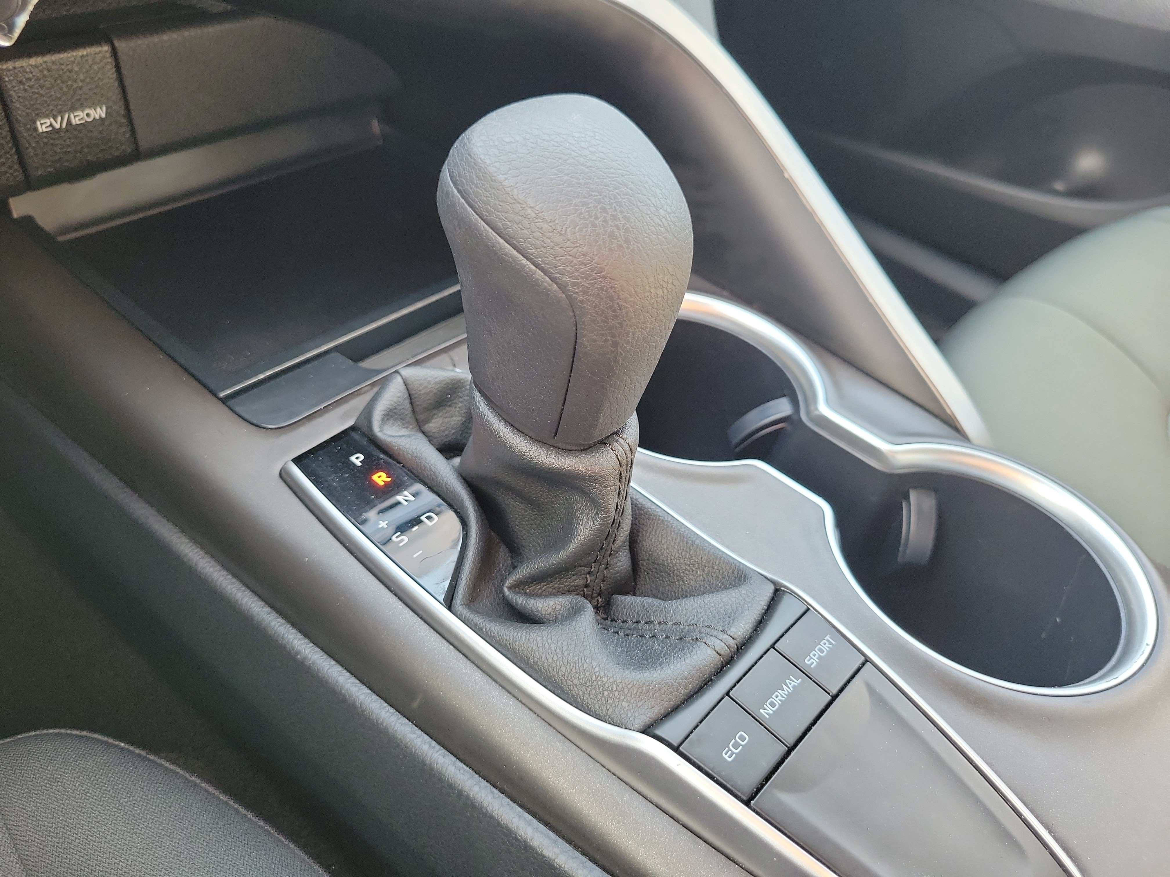 Used 2023 Toyota Camry LE FWD image 28