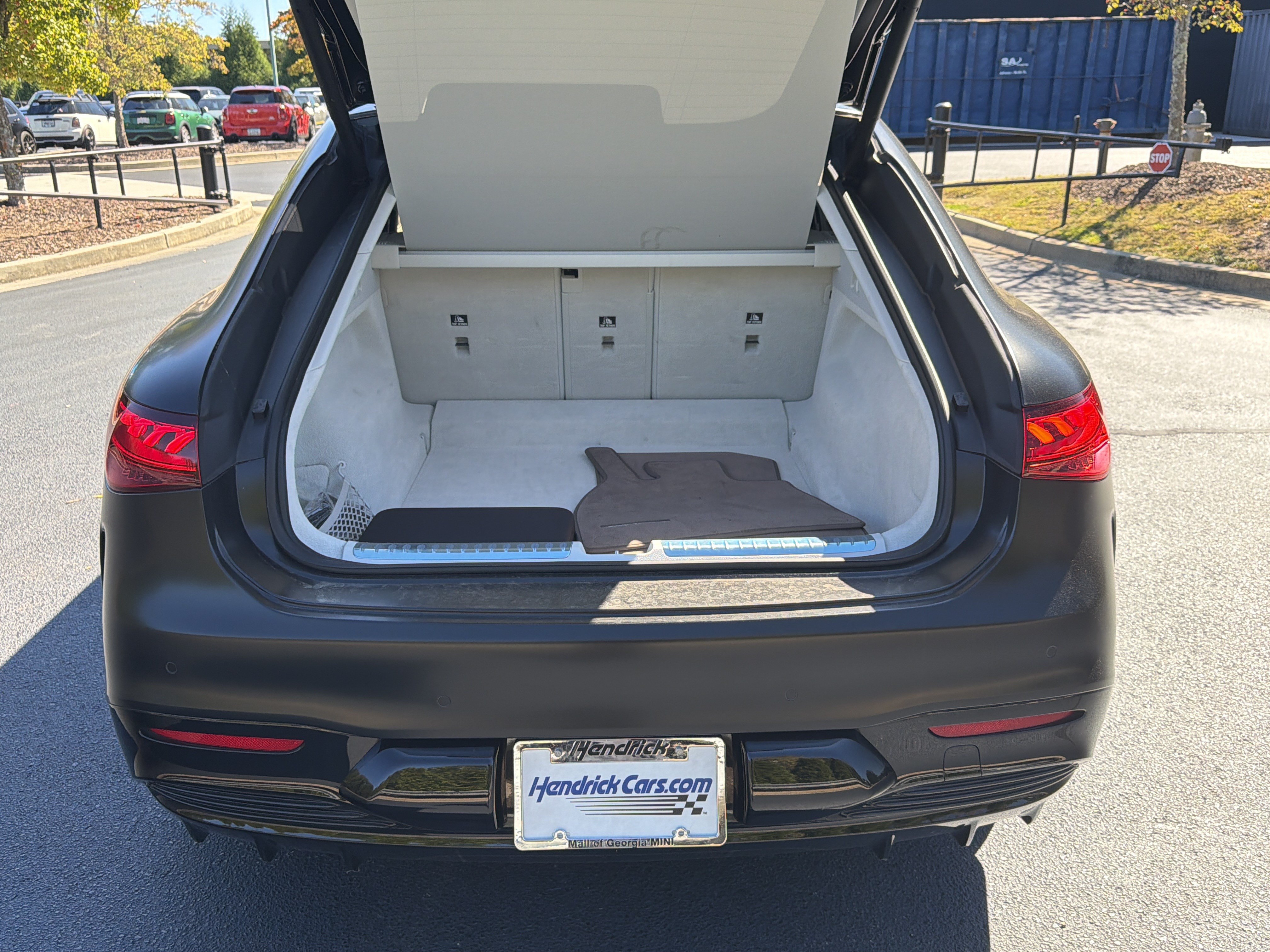 Used 2022 Mercedes-Benz EQS AMG 4MATIC w/ Exclusive Trim Package image 50