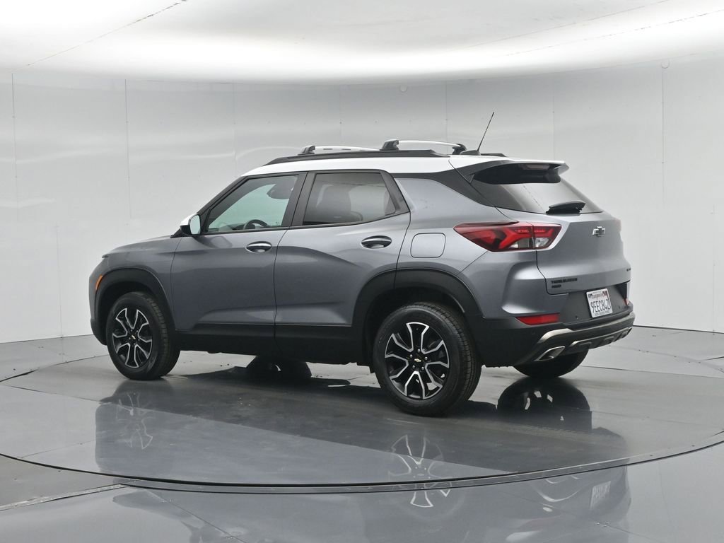 Used 2021 Chevrolet TrailBlazer ACTIV w/ Technology Package image 27